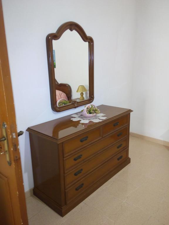 Casa Bianca Da Giusy Guest House บีร์จิเวคคี ภายนอก รูปภาพ